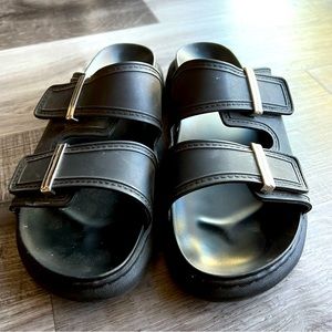 Steve Madden Kingsley sandals